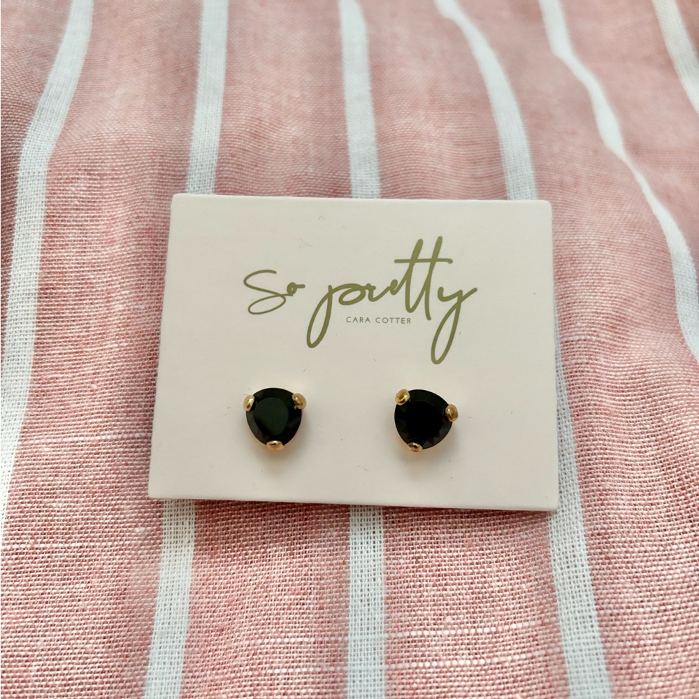 EUC✨ So Pretty Cara Cotter Black Onyx Earrings